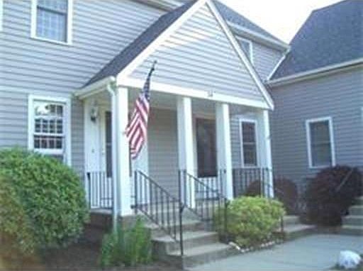 1st image of 507 Twin Lakes Dr
