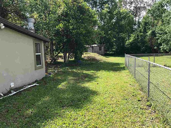 2nd image of 917 Josiah St