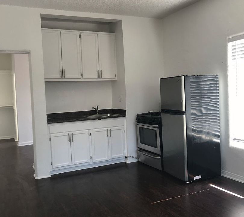 1st image of 1443 S Bonnie Brae St #202