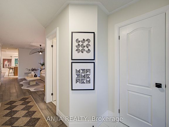 4th image of 88 Cabin Trail Cres