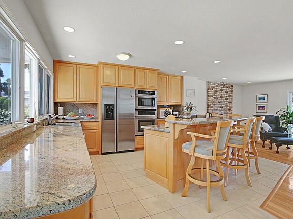 3rd image of 1487 Montalban Dr
