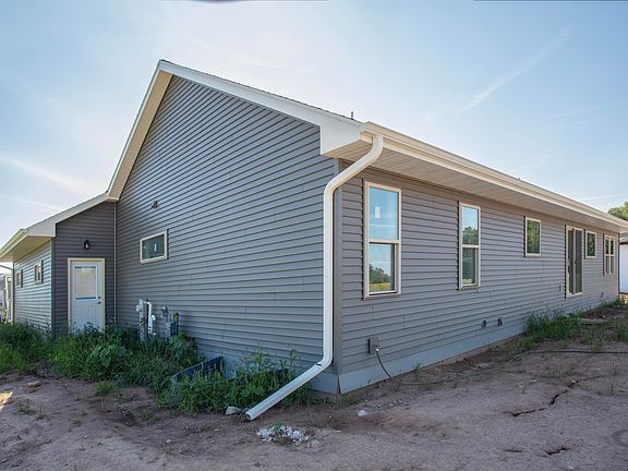 3rd image of 1403 Divinity Dr