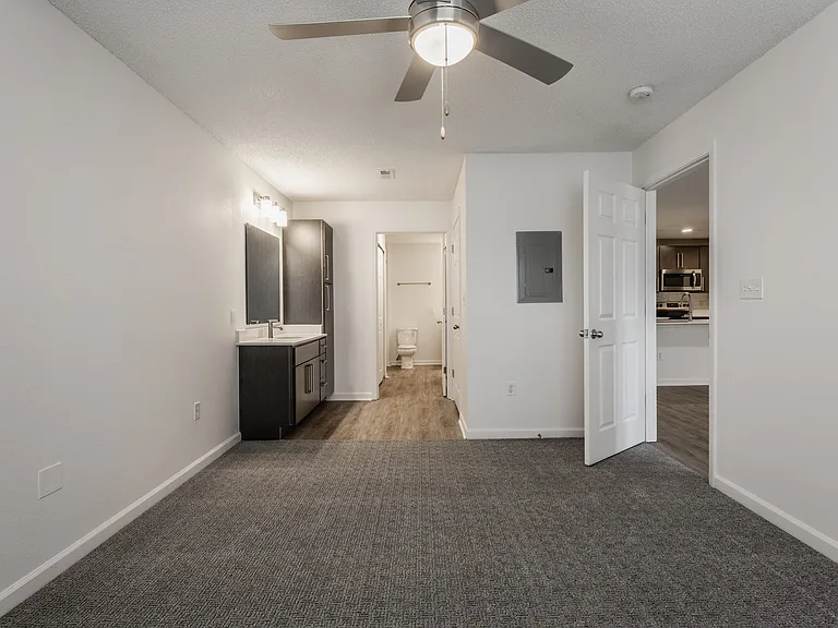 8940 Latitudes Dr — Photo 9
