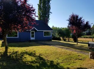 21 McGarvie Rd, Port Angeles, WA 98363