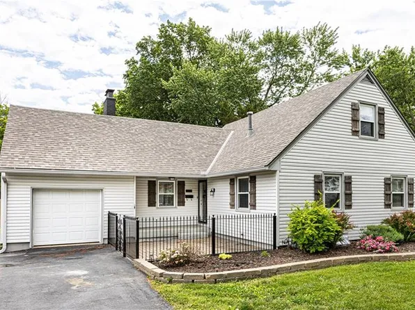 501 SE Independence Ave, Lees Summit, MO 64063