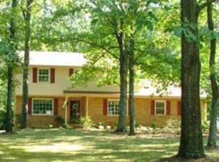 503 Persimmon Ln, Fredericksburg, VA 22408