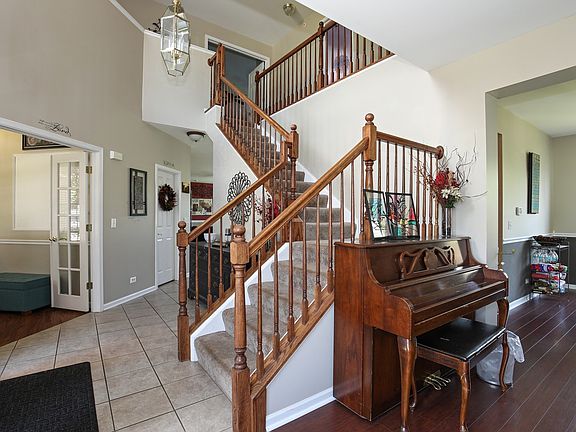 2nd image of 6071 Frank Dr