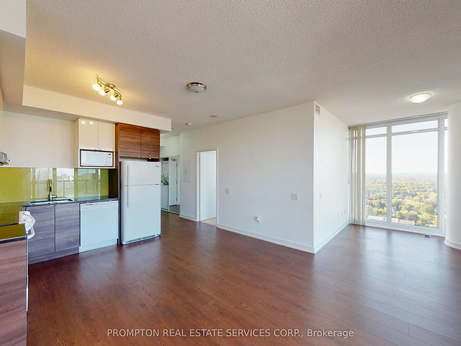 2 bed, $2,500 — Photo 4