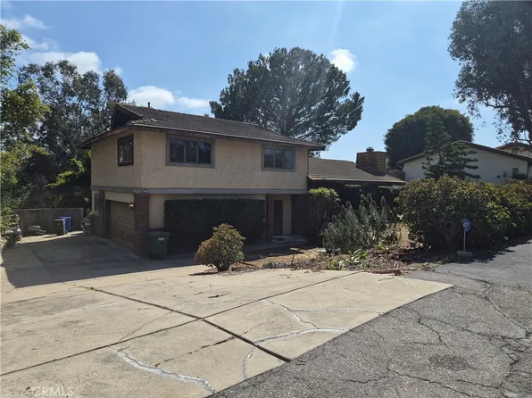 560 Mar Vista Dr, Vista, CA 92081