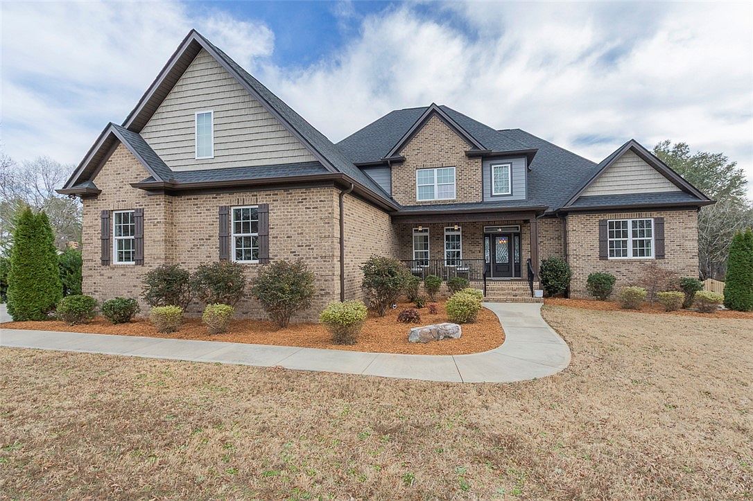 310 Burning Tree Rd