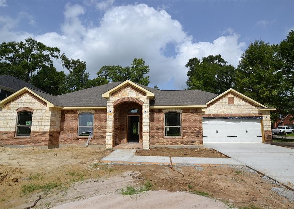 1st image of 16123 Broadwater Dr