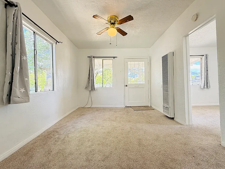 1720 E San Bernardino Ave — Photo 3