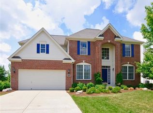 3590 Mossy Rock Dr, Zionsville, IN 46077