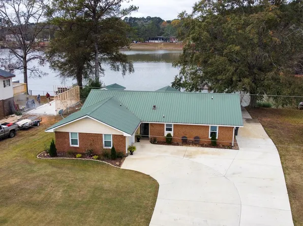 643 Coves Point Dr, Riverside, AL 35135