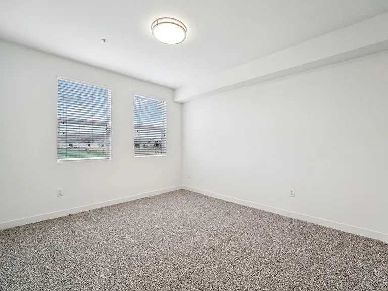 Yolo West Apartments — Photo 13
