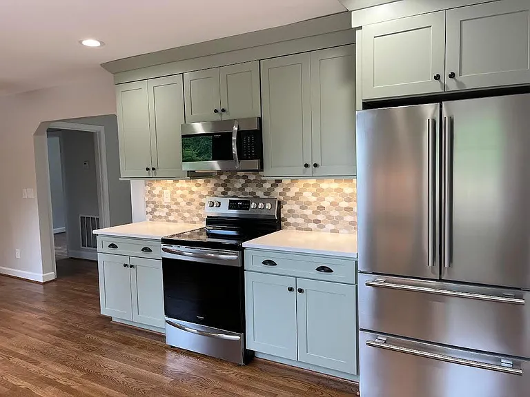 409 Barbara Dr — Photo 24