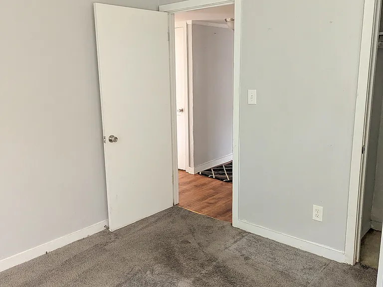 1008 Ridgeway St — Photo 14