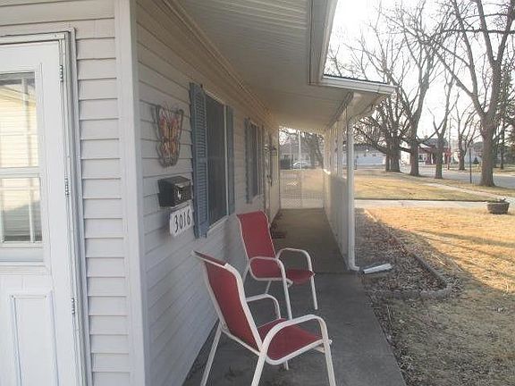 2nd image of 3016 Glenwood St