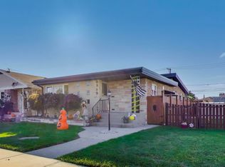 5935 W Henderson St, Chicago, IL 60634