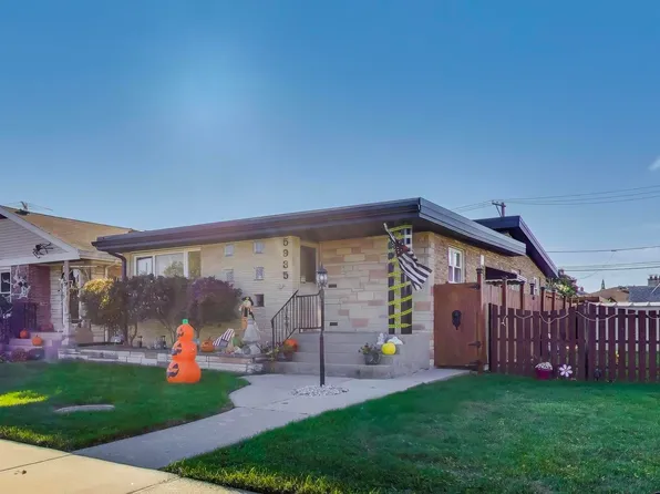 5935 W Henderson St, Chicago, IL 60634