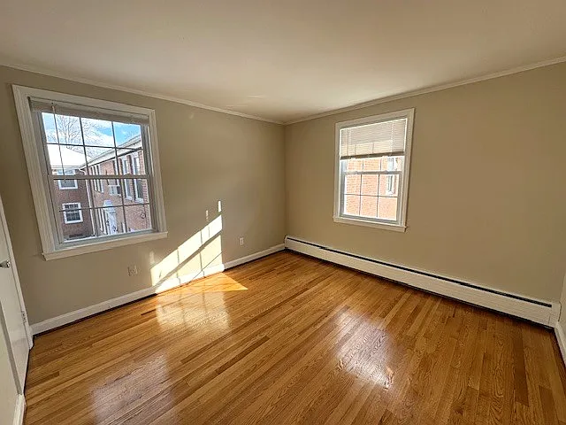 Sedgwick & Woodrow Apartments — Photo 28