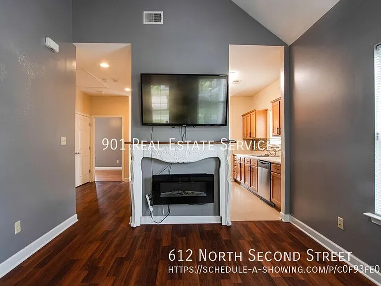 612 N 2nd St — Photo 7