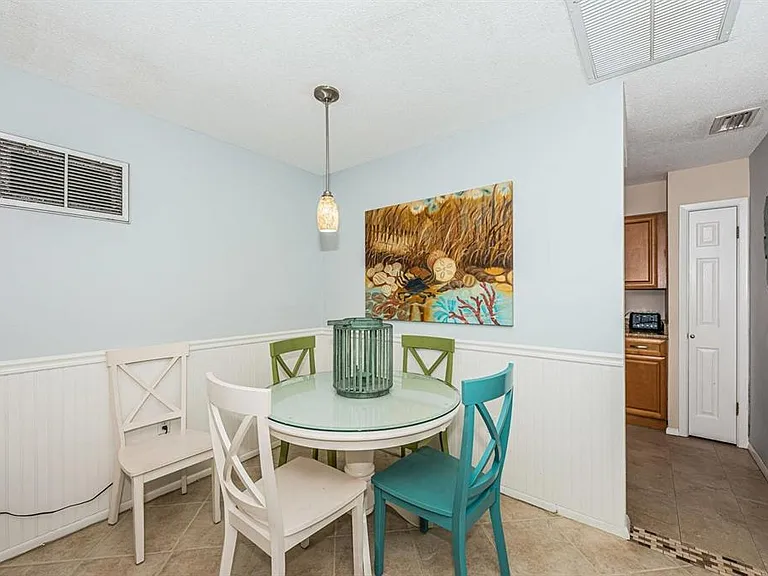 6020 Midnight Pass Rd #40 — Photo 5