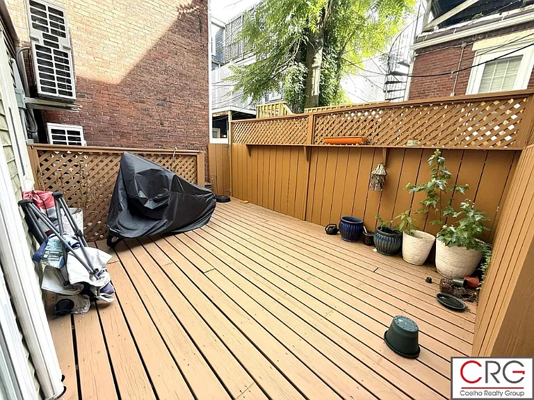 184 Bunker Hill St #2 — Photo 16