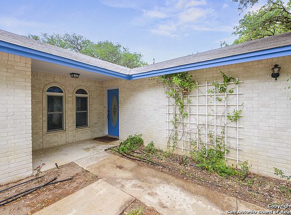 3rd image of 4 Pulliam Dr