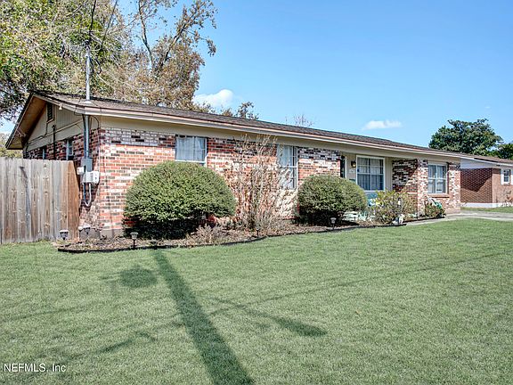 4th image of 11627 SAIL Avenue