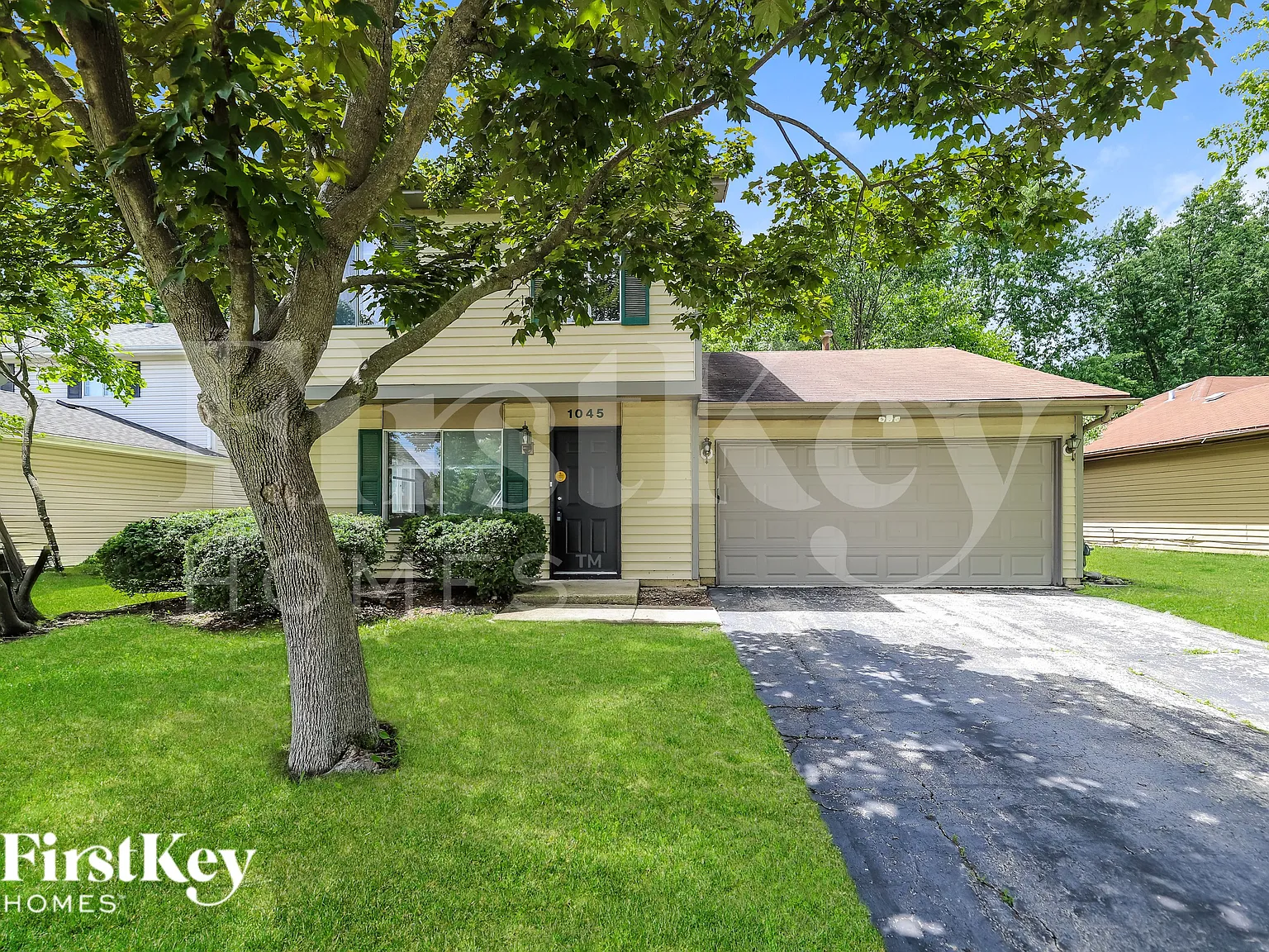 3 bed, 1.5 bath, 1620 sqft, $2,470 — Photo 1