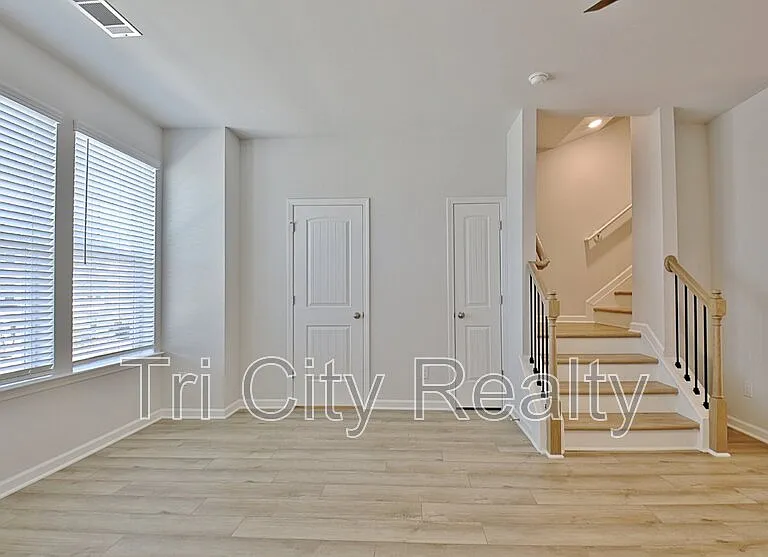 250 Cobalt Dr — Photo 12