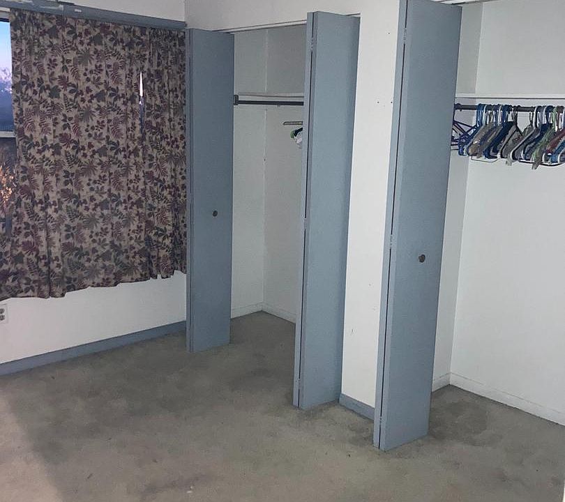 1st image of 510 W 4th St