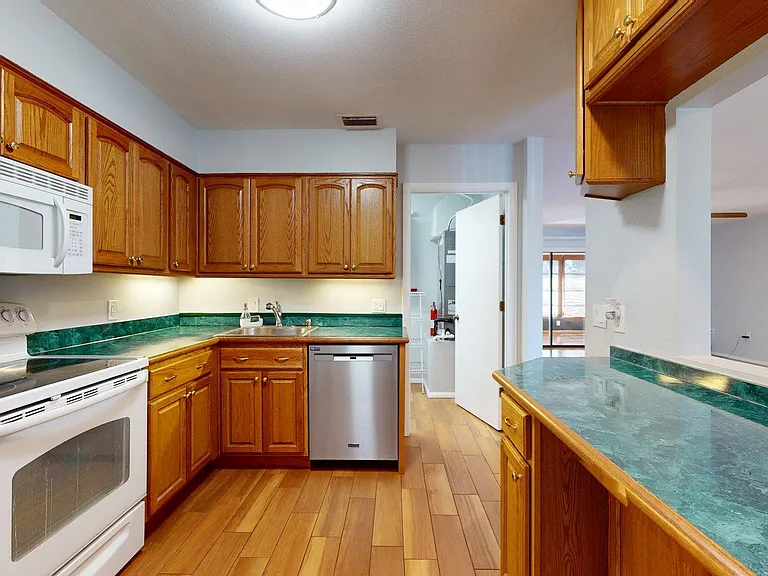 3424 W 51st Avenue Cir — Photo 10
