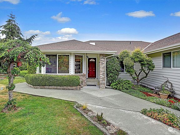 3rd image of 19206 95th Avenue NW