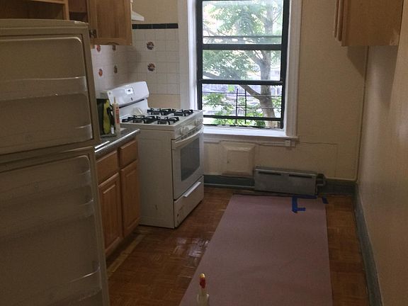 5th image of 640 E 82nd St #3