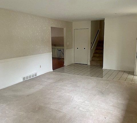 5th image of 32820 W Nimrod St