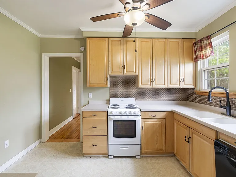 506 Bonlee Bennett Rd — Photo 4