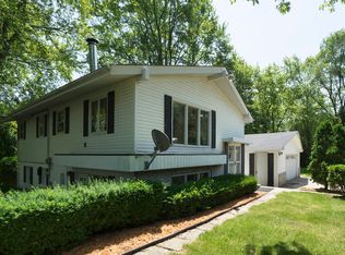 8380 S 100th St, Franklin, WI 53132