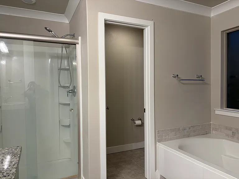13716 Sherman Ave — Photo 17