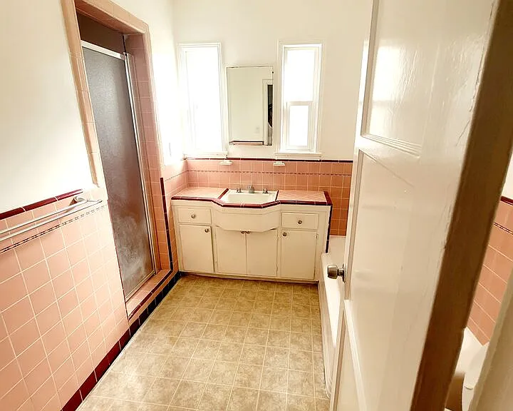 3760 Wellington Rd — Photo 32