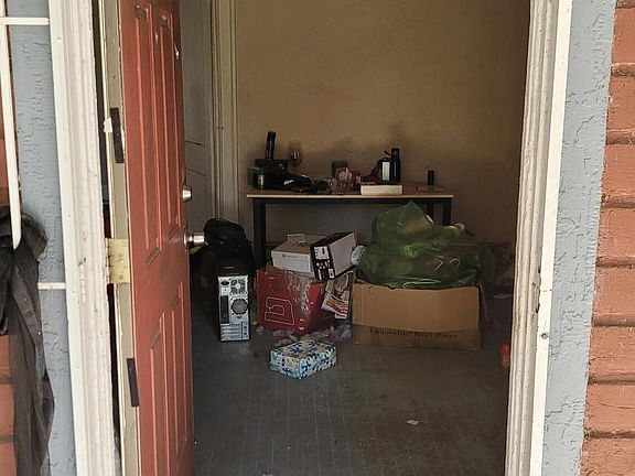 4th image of 139 E 16TH Street