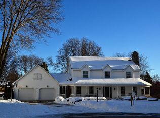 3219 Chardonnay Ct, Green Bay, WI 54301