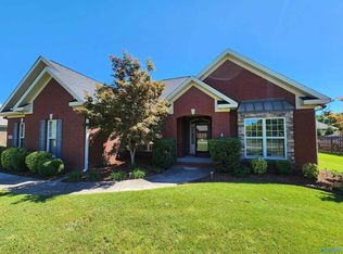 14736 Calderwood St, Athens, AL 35613