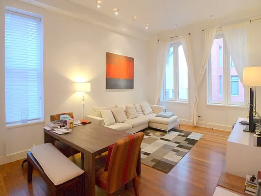 Rented by Sotheby's International Realty | media 1