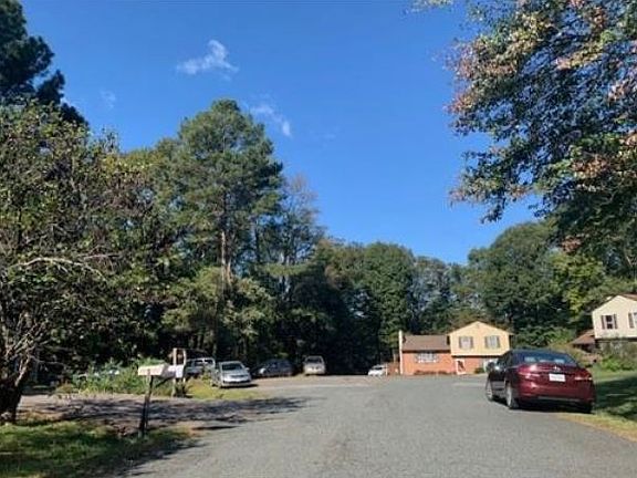 2nd image of 1118 Wythe Ct