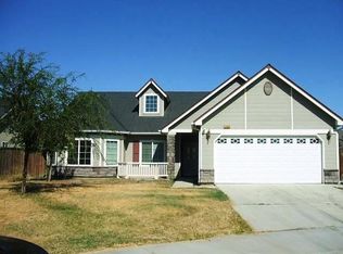 2285 Pleasant Ct, Hanford, CA 93230