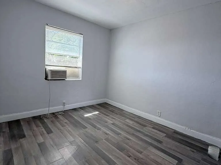 1761 Ali Baba Ave #5 — Photo 8