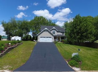 9602 401st Ave, Genoa City, WI 53128