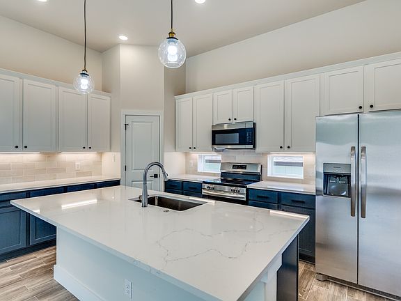 3rd image of 2142 Paniolo Dr #2142
